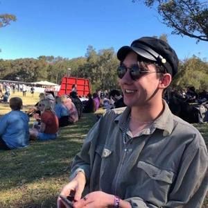 Meet your Posher, Dillon